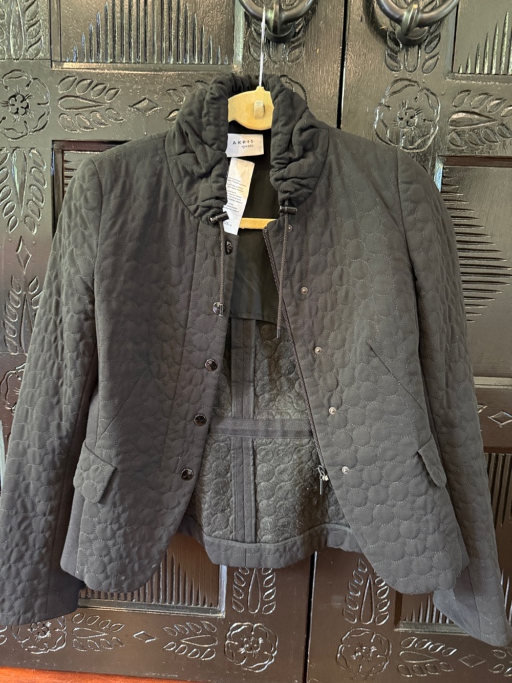 Akris Punto Black Quilted Blazer